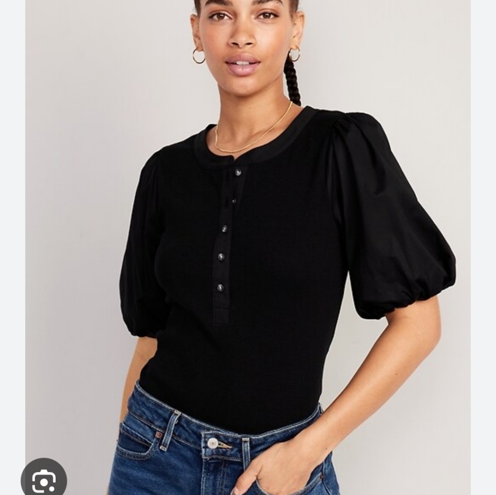 Old Navy top